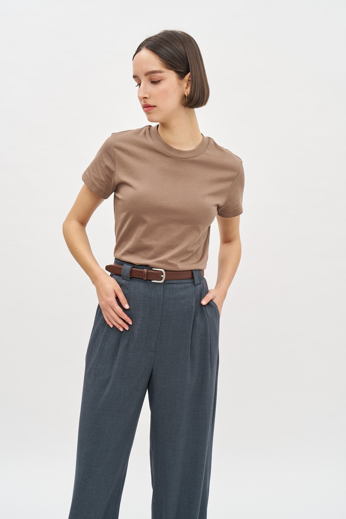 fitted T Dusty Brown
